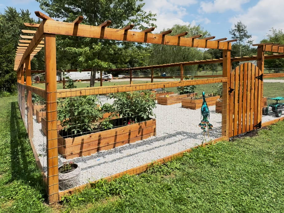Residential Fence Contractor in St. John Indiana