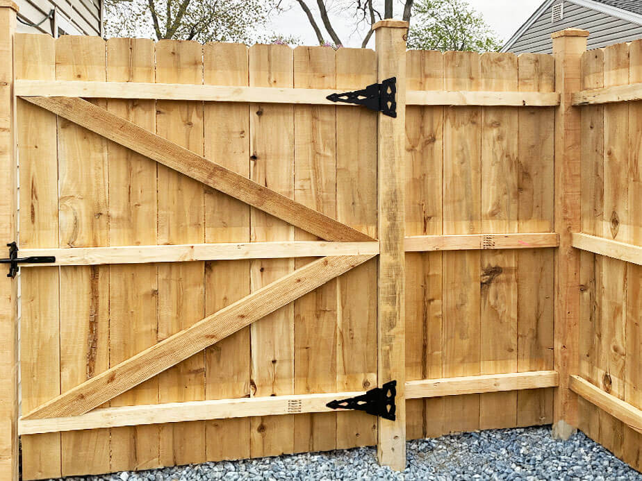 Wood Fence Contractor in St. John Indiana